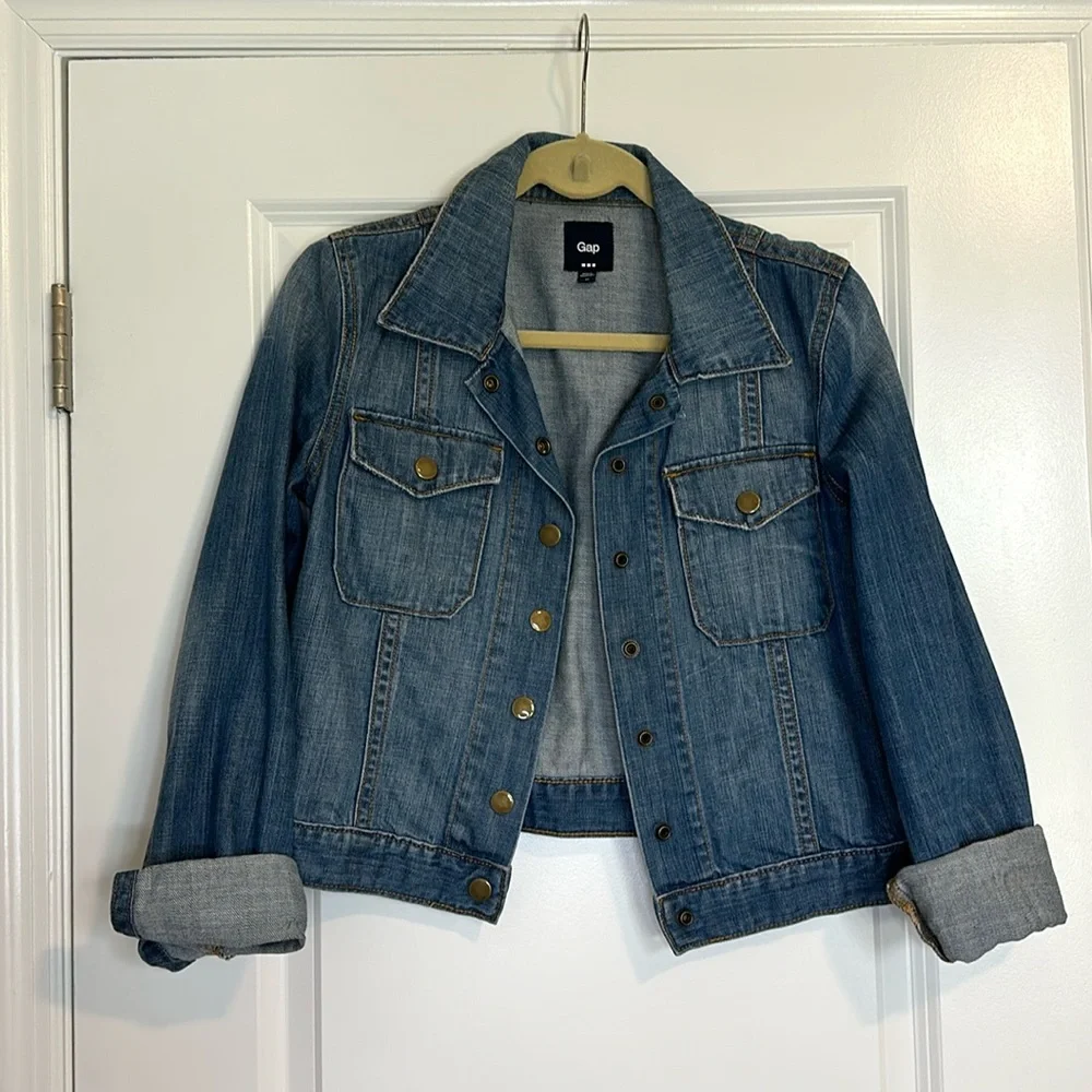 Gap denim medium wash jacket - Picture 1 of 6